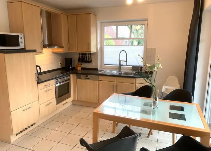 アパート Jordsand ホールマージール